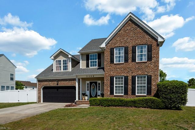 3508 Old Grandad LN, Chesapeake, VA 23323