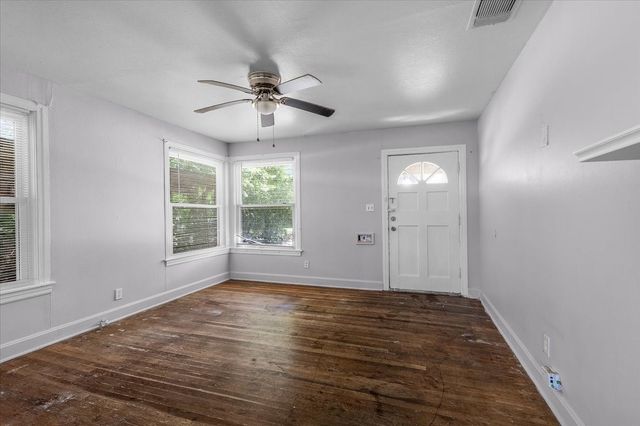 2532 Chicago Avenue, Fort Worth, TX 76103