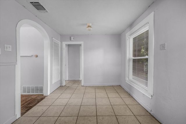 2532 Chicago Avenue, Fort Worth, TX 76103