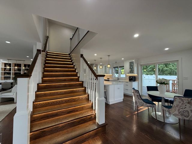 22 Winslow Rd, Quincy, MA 02171