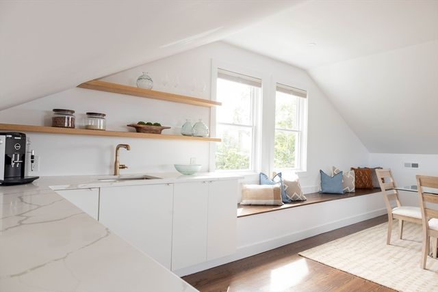 22 Winslow Rd, Quincy, MA 02171