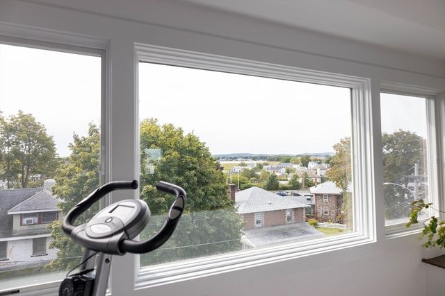 22 Winslow Rd, Quincy, MA 02171
