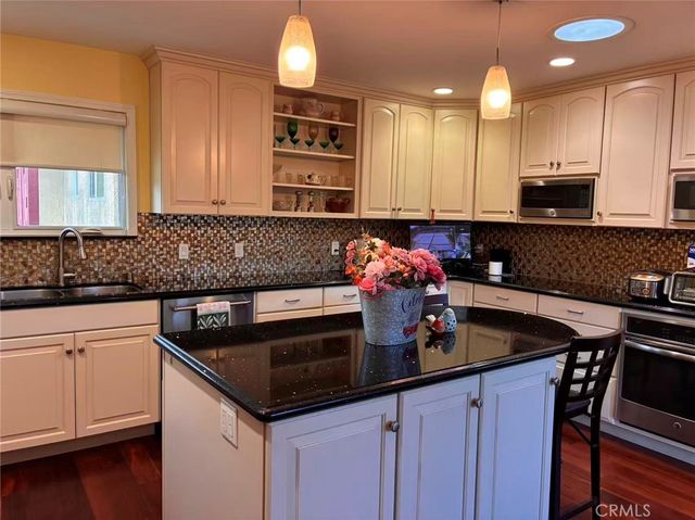 482 Cumbre St, Monterey Park, CA 91754