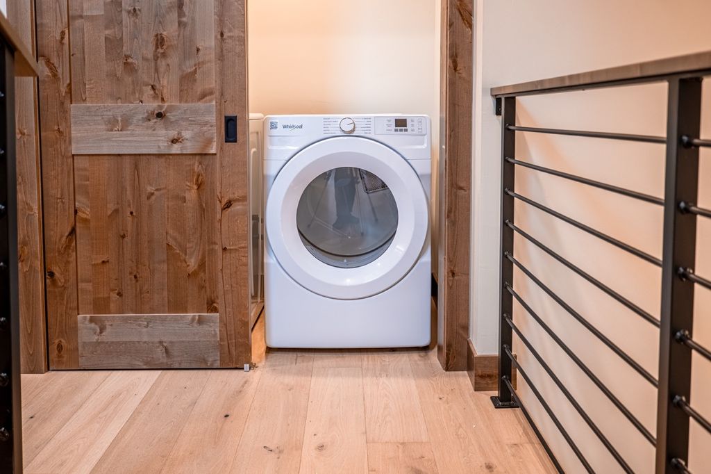 220 E 2nd Street 204, Whitefish, MT 59937 photo 28