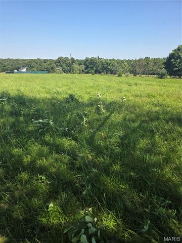 889 Hagen Drive, St Clair, MO 63077