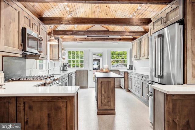 1935 RIVER RD, Upper Black Eddy, PA 18972