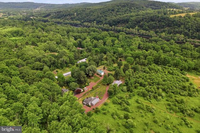 1935 RIVER RD, Upper Black Eddy, PA 18972