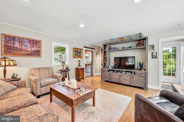 1935 RIVER RD, Upper Black Eddy, PA 18972