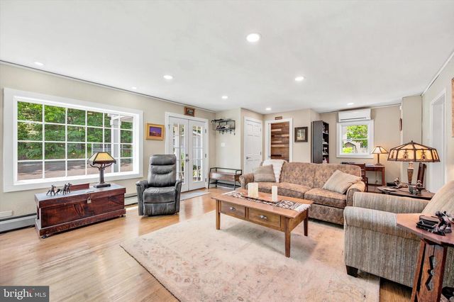 1935 RIVER RD, Upper Black Eddy, PA 18972
