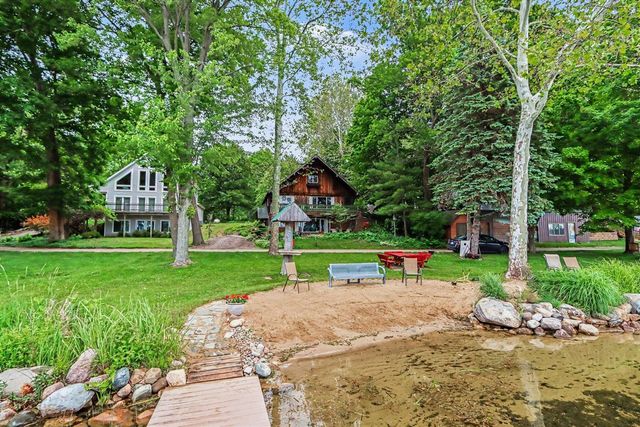 2535 Miner Lake Drive, Allegan, MI 49010