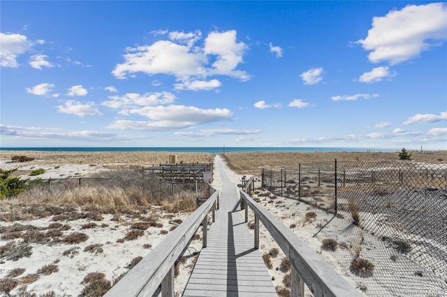 261 Dune Road 5, Westhampton Beach, NY 11978