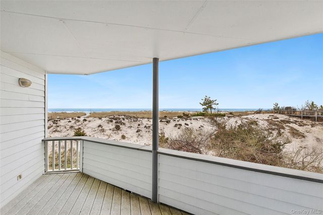 261 Dune Road 5, Westhampton Beach, NY 11978