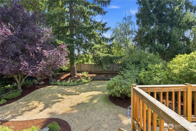 10634 32nd Avenue SW, Seattle, WA 98146