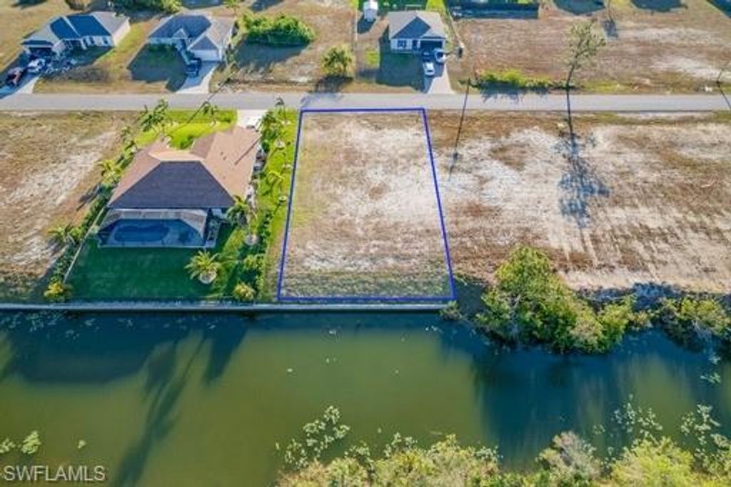 4325 NE 9th CT, CAPE CORAL, FL 33909 — exterior