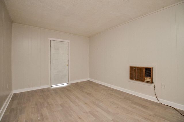 5243 Greylog Drive, Houston, TX 77048