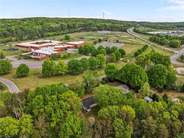 6924 NC Highway 135, Mayodan, NC 27027
