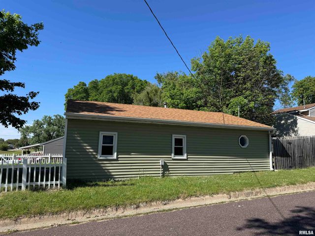 1322 MORTON Street, Pekin, IL 61554