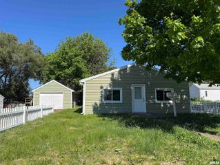 1322 MORTON Street, Pekin, IL 61554