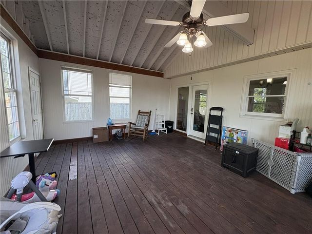7933 N WYOMING Court, Kansas City, MO 64118