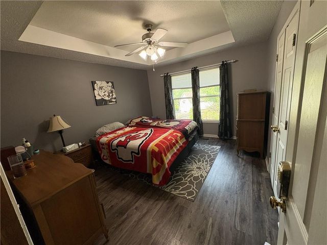 7933 N WYOMING Court, Kansas City, MO 64118