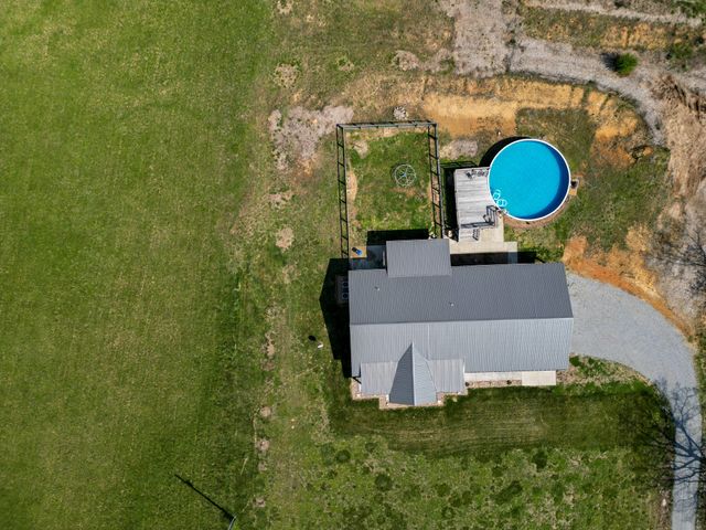 202 Rocky Dr, Dickson, TN 37055