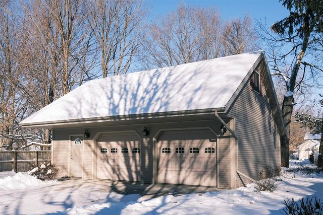 14 Cole Street, Quincy, MI 49082