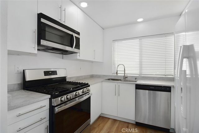 18931 Kittridge Street 73, Reseda, CA 91335