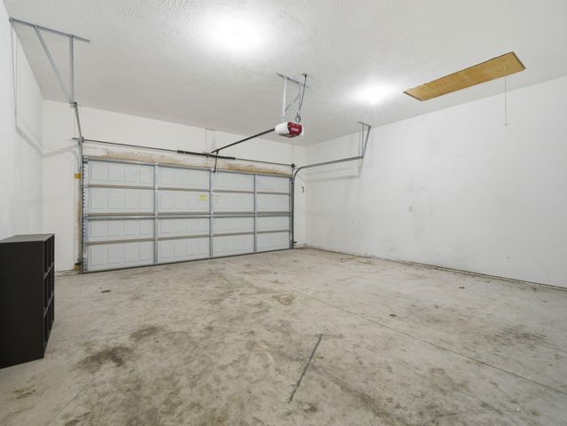 1436 S Pickwick Avenue, Springfield, MO 65804