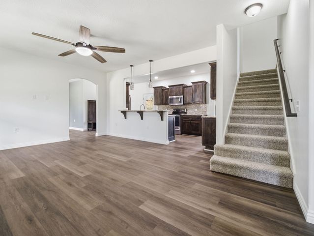 1436 S Pickwick Avenue, Springfield, MO 65804