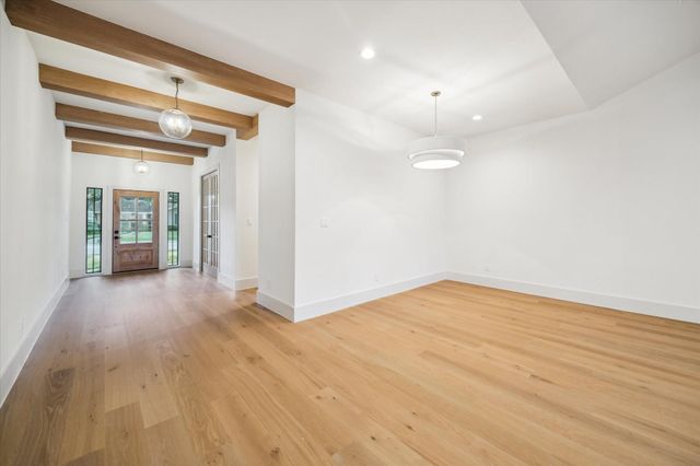 6227 Grovewood Lane, Houston, TX 77008