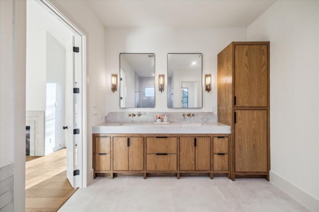 6227 Grovewood Lane, Houston, TX 77008