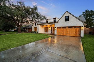 6227 Grovewood Lane, Houston, TX 77008