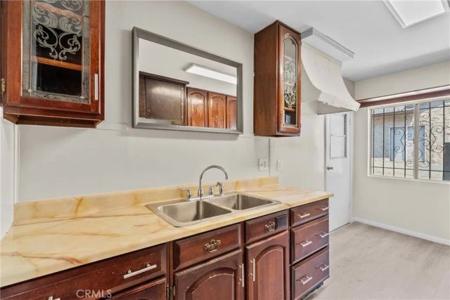 14609 S Cahita Avenue, Compton, CA 90220