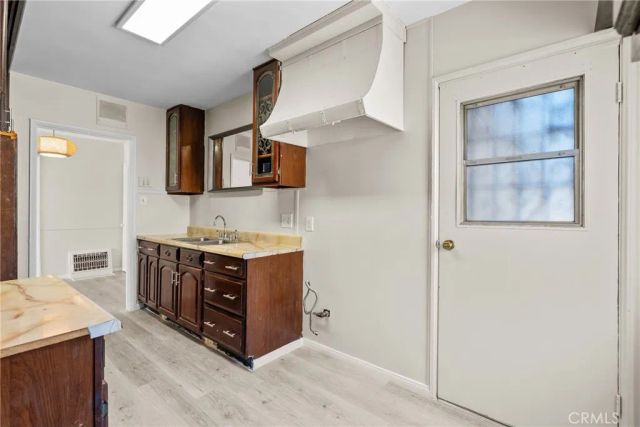 14609 S Cahita Avenue, Compton, CA 90220