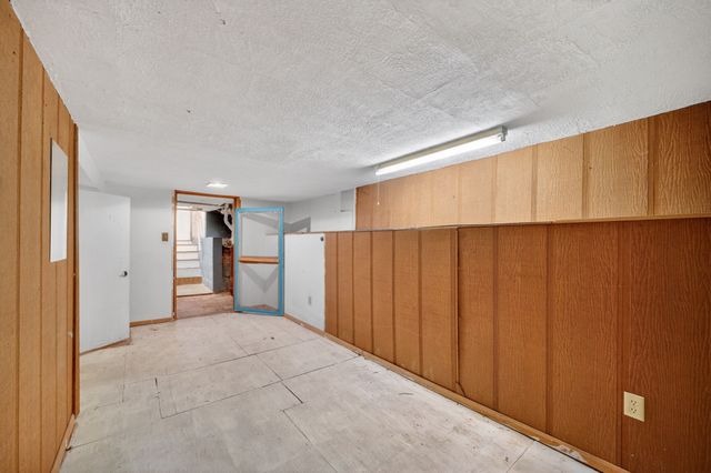 2342 Amherst Street, Des Moines, IA 50313