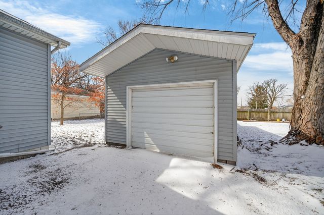 2342 Amherst Street, Des Moines, IA 50313