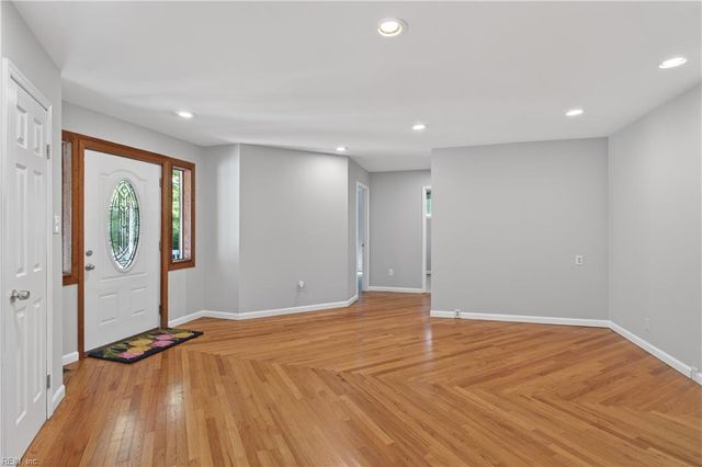 1605 Cornus CT, Suffolk, VA 23433
