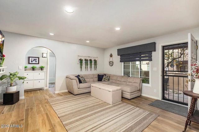 5402 E Windsor Avenue Unit 17, Phoenix, AZ 85008
