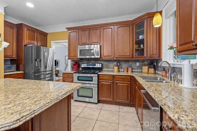 13934 Kings Carriage Lane, Charlotte, NC 28278