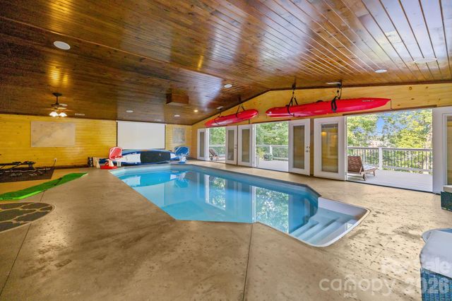 13934 Kings Carriage Lane, Charlotte, NC 28278