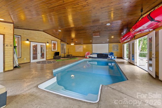 13934 Kings Carriage Lane, Charlotte, NC 28278