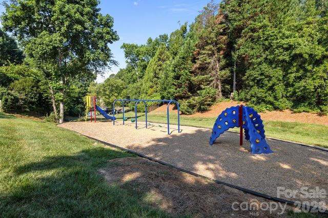 13934 Kings Carriage Lane, Charlotte, NC 28278