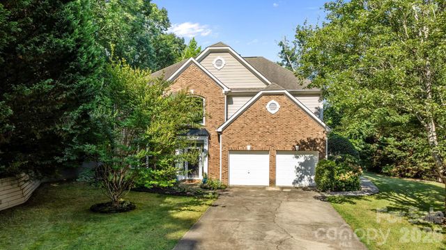 13934 Kings Carriage Lane, Charlotte, NC 28278