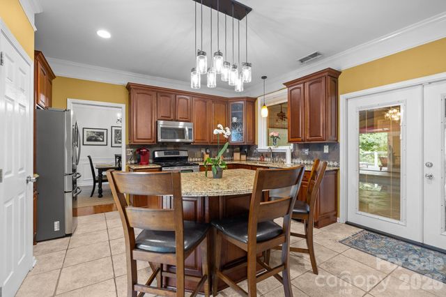 13934 Kings Carriage Lane, Charlotte, NC 28278