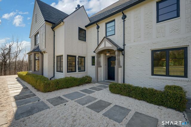 25 Wildwood Road, Stamford, CT 06903