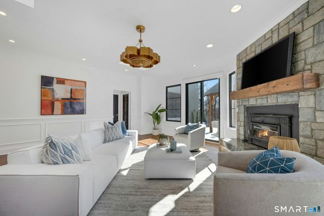 25 Wildwood Road, Stamford, CT 06903