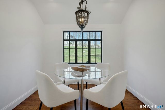 25 Wildwood Road, Stamford, CT 06903