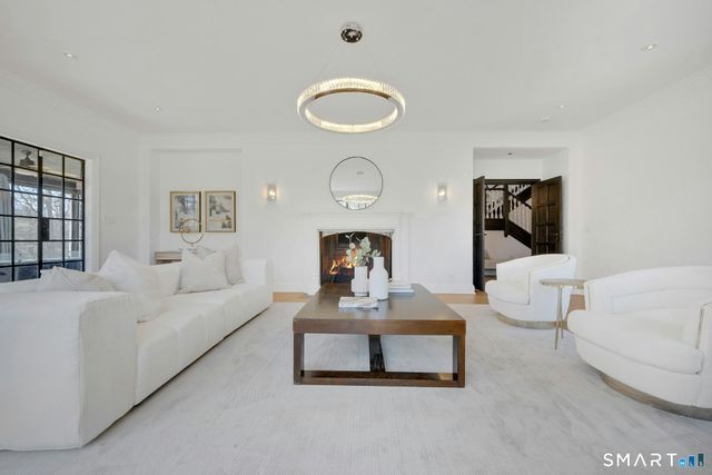 25 Wildwood Road, Stamford, CT 06903