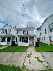 89-93 East 5th Street 93, Oswego, NY 13126