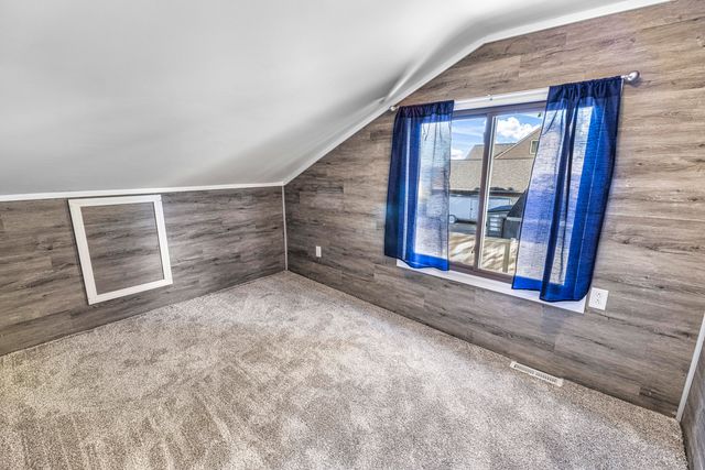 113 Wells Street, Houghton Lake, MI 48629